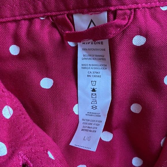 Girls pink polka dot button up shirt. Size Large - Picture 3 of 4